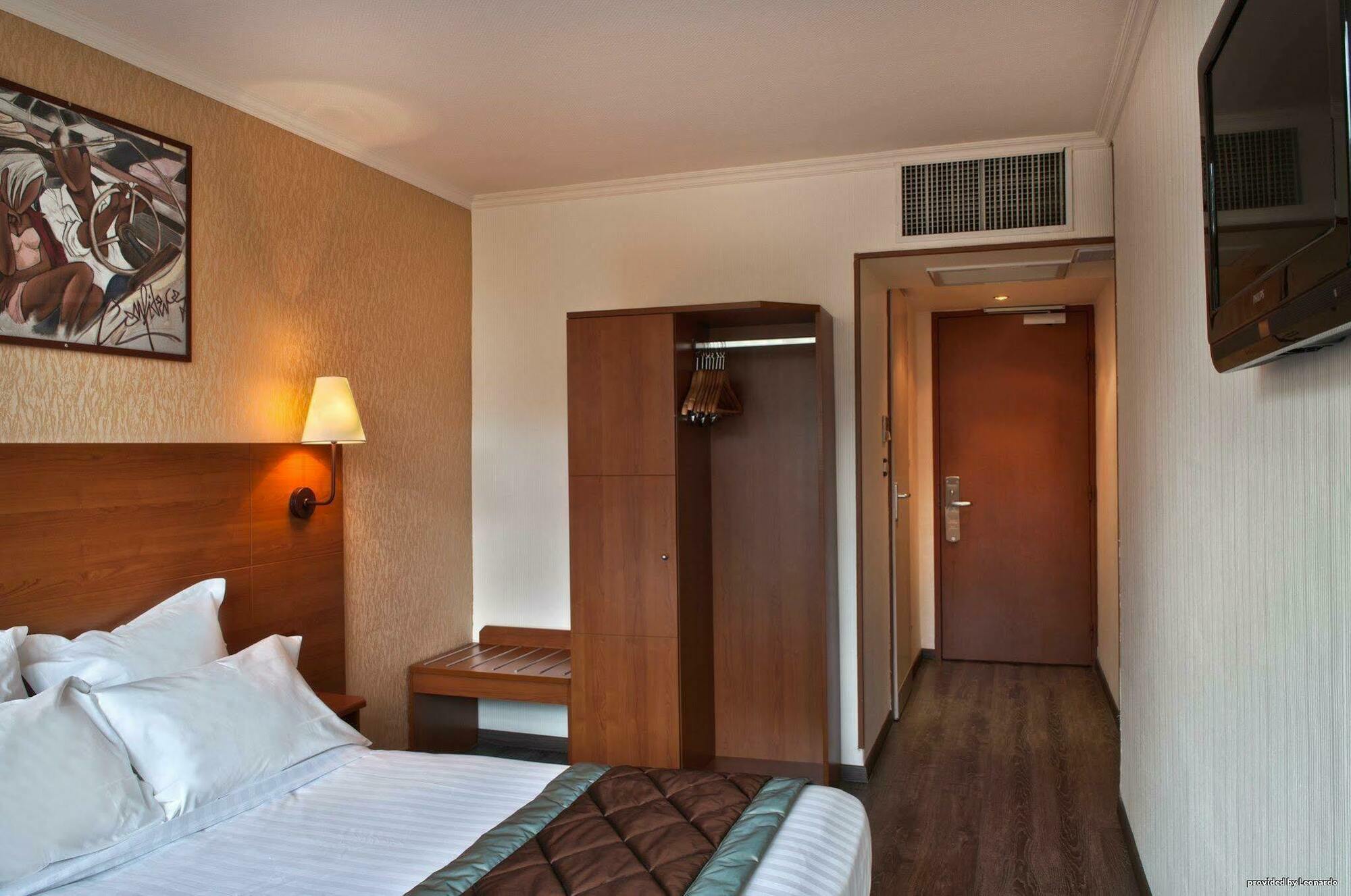 Mercure Paris Malakoff Parc Des Expositions Buitenkant foto